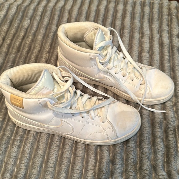 Nike Women's Court Royale 2 Mid Shoes Size 9 - Picture 3 of 10